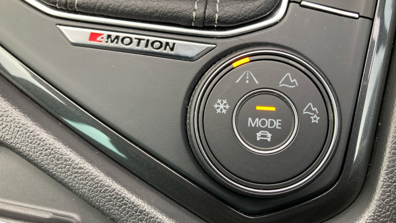 Volkswagen Tiguan 2.0 TDI 4Motion R-Line 5dr DSG Diesel Estate